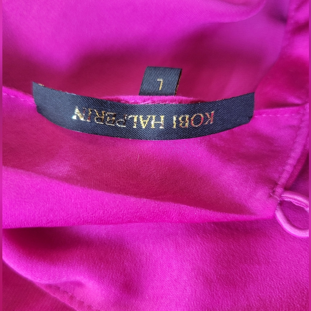 Like New Magenta Kobi Halperin blouse in size Large - Picture 4 of 5